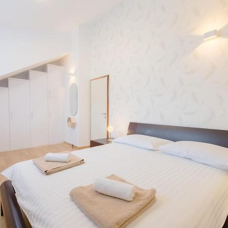 Apartmani Krilo Подстрана Экстерьер фото