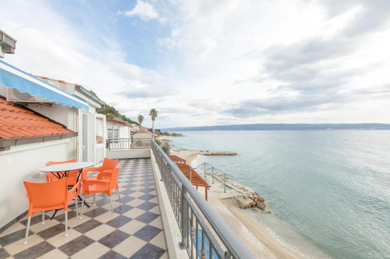Apartmani Krilo Подстрана Экстерьер фото